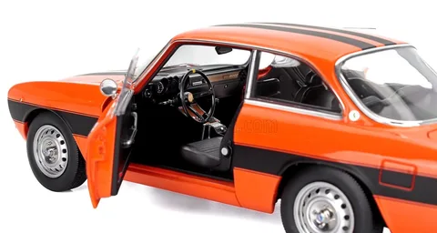 1/18 (Norev) ALFA ROMEO 2000 GTV 1973
