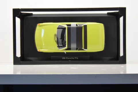 1/18 (Norev) PORSCHE - VOLKSWAGEN 914/4 2.0 1975 (Açık Yeşil)
