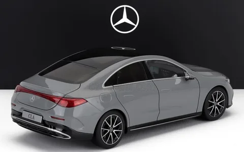 1/18 (Nzg) MERCEDES-BENZ CLA-CLASS (C174) BEV 2025
