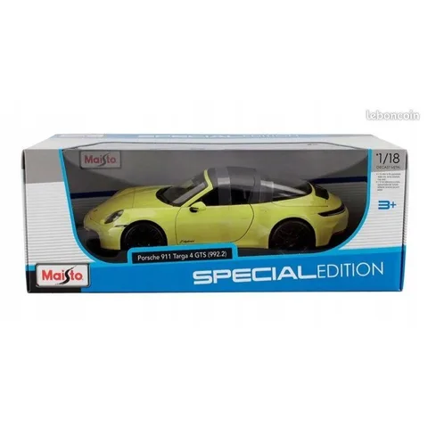 1/18 (Maisto) PORSCHE 911 TARGA 4 GTS (992.2) (Metalik sarı)