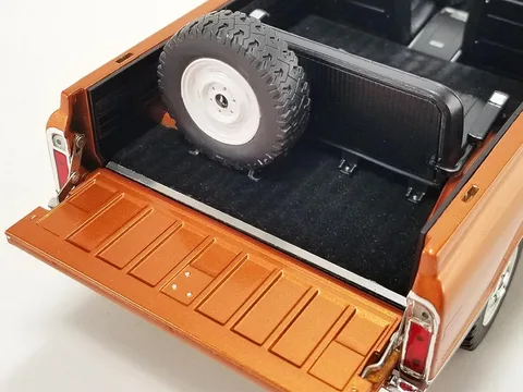 1/18 (Acme) 1971 GMC JIMMY Dealer Ad Truck (Bakır)