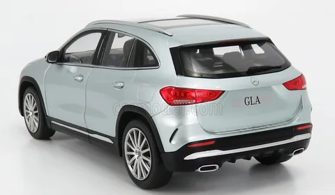 1/18 (Z models) MERCEDES BENZ - GLA-CLASS (H247) 2020 (Gümüş)