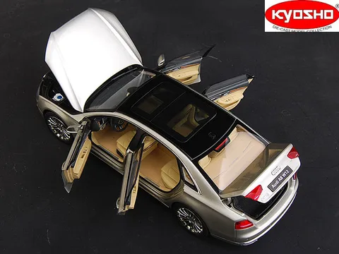 1/18 (Kyosho) AUDI A8 L W12
