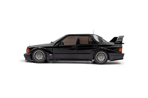 1/18 (Solido) MERCEDES-BENZ 190 (W201) EVO II – 1990