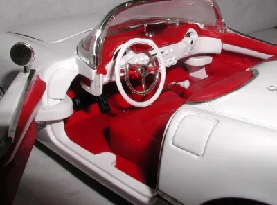 1/18 (American muscle) 1953 CHEVROLET CORVETTE (Beyaz)