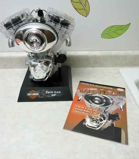 1/2 (Testors) HARLEY-DAVIDSON VISIBLE TWIN CAM88 (DEMONTE'dir)