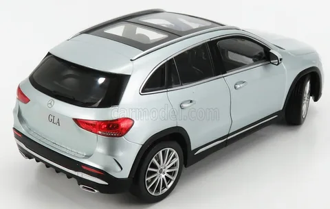 1/18 (Z models) MERCEDES BENZ - GLA-CLASS (H247) 2020 (Gümüş)