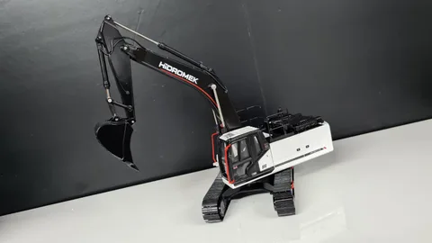 1/40 (Motorart) HIDROMEK HMK 390 LC HD