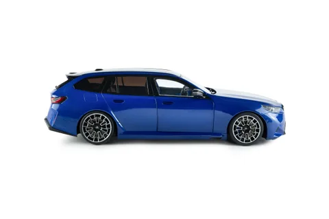 1/18 (Solido) BMW M5 TOURING 2025