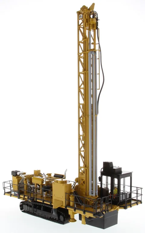 1/50 (Diecast masters) CATERPILLAR MD6250 ROTARY BLASTHOLE DRILL