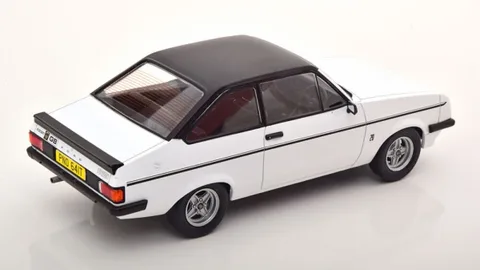 1/18 (Model Car Group) FORD ESCORT MK II RS 2000 (Beyaz)
