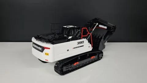 1/40 (Motorart) HIDROMEK HMK 390 LC HD