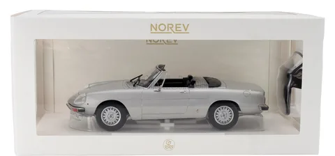 1/18 (Norev) ALFA ROMEO 2000 SPİDER 1978