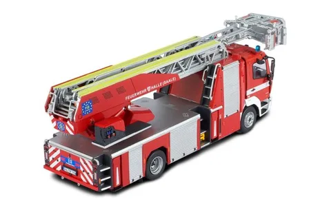 1/43 (Ixo models) MERCEDES-BENZ ATEGO DLA (K) 23/12 Feuerwehr Halle (Saale)