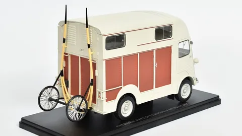 1/24 (Atlas) CITROEN TYPE-H VAN 1958