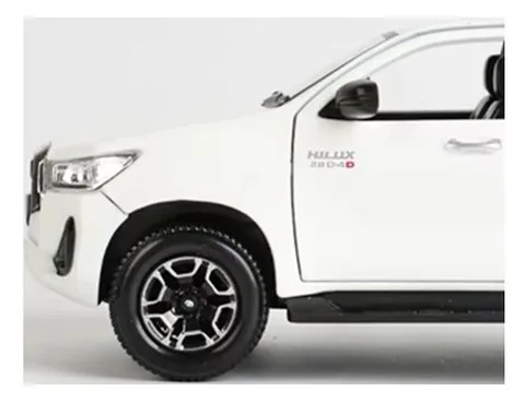1/27 (Maisto) TOYOTA HILUX