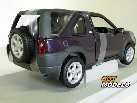 1/18 (Ertl) LAND ROVER FREELANDER 3 DOOR (Mor)