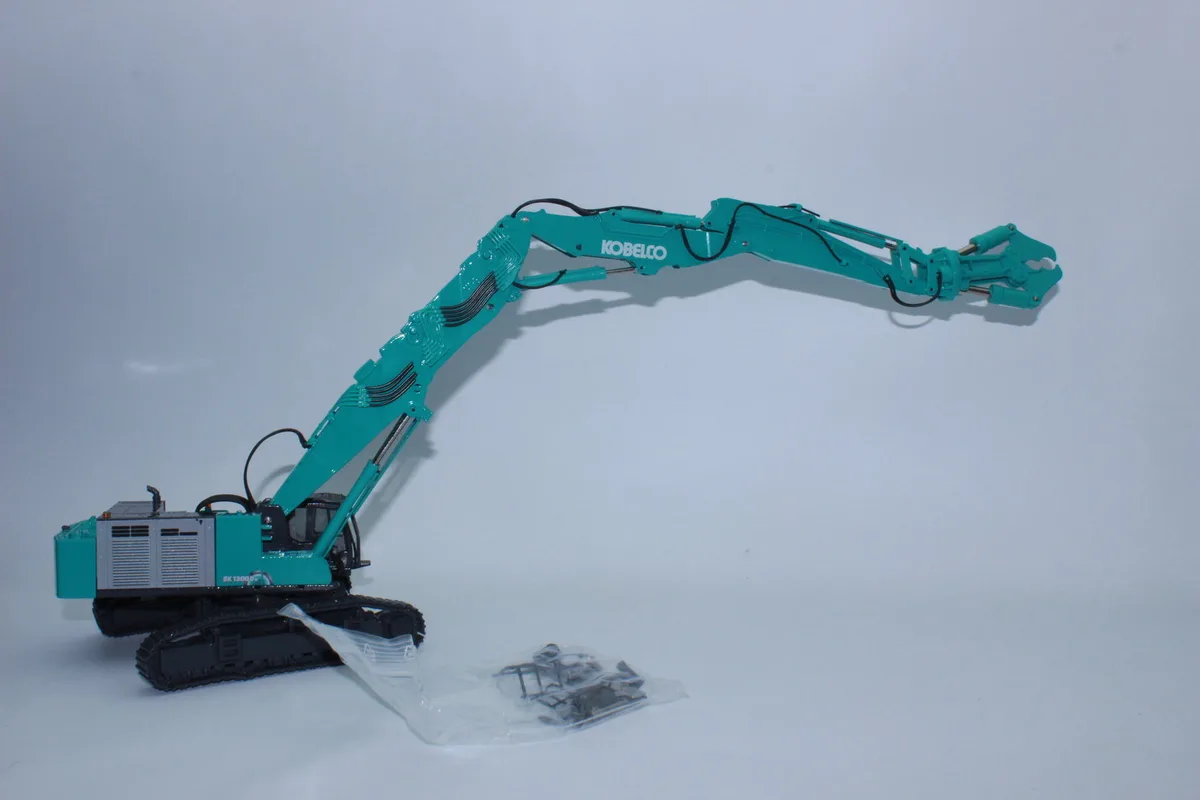 1/50 (Conrad) KOBELCO SK1300DLC-10 YIKIM EKSKAVATÖRÜ