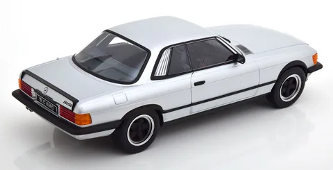 1/18 (KK scale) MERCEDES 500 SLC 6.0 AMG (C 107) 1985