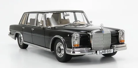 1/18 (KK scale) MERCEDES BENZ - S-CLASS 600 PULLMAN (W100) 1963 (Siyah)