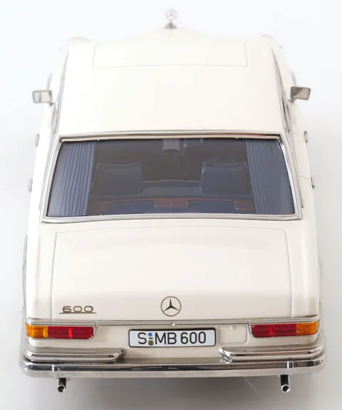 1/18 (KK scale) MERCEDES 600 SWB (W100) 1963