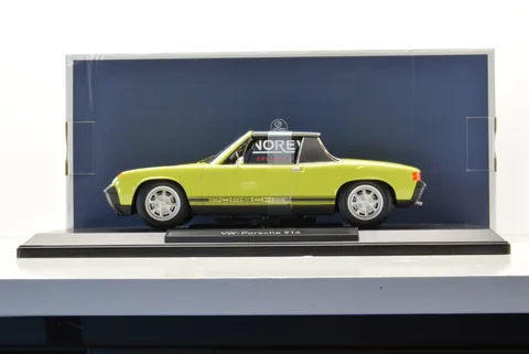 1/18 (Norev) PORSCHE - VOLKSWAGEN 914/4 2.0 1975 (Açık Yeşil)