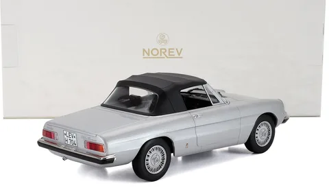 1/18 (Norev) ALFA ROMEO 2000 SPİDER 1978