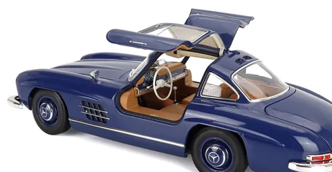 1/18 (Norev) MERCEDES-BENZ 300 SEL 1954 bLUE 183852