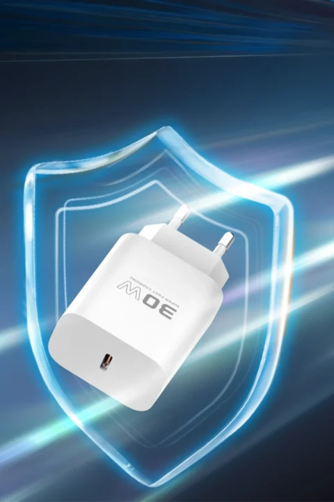 Konfulon C87C 30W Type-C Çıkışlı Ekstra DL50 1M Type-C to Lightning Kablolu PD Şarj Cihazı - Beyaz