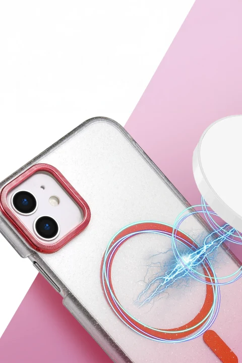 uryport Apple iPhone 11 Glossy Magsafe Kapak - Siyah