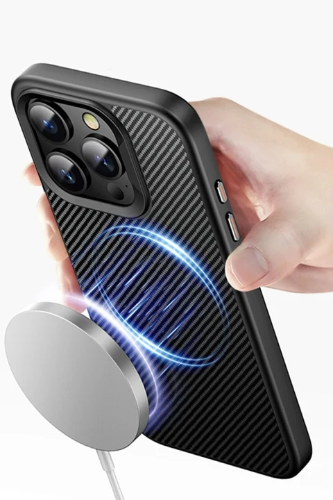 Joko Apple iPhone 15 Pro Dart Karbon Magsafe Kapak - Siyah