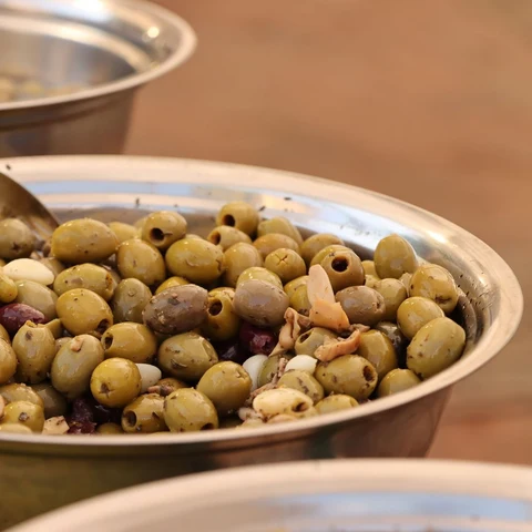 Kırma Yeşil Zeytin, Limonlu, yakın çekim