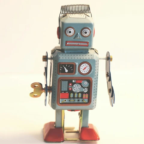 Vınvın Kurmalı Teneke Robot
