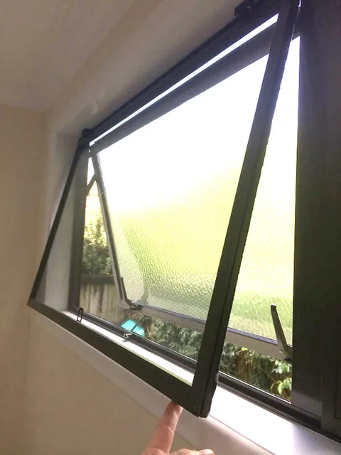 Menteşeli Pencere Sineklik