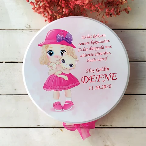 Kedili Kız Konsept 50 Çikolata 25 Balon Magnet
