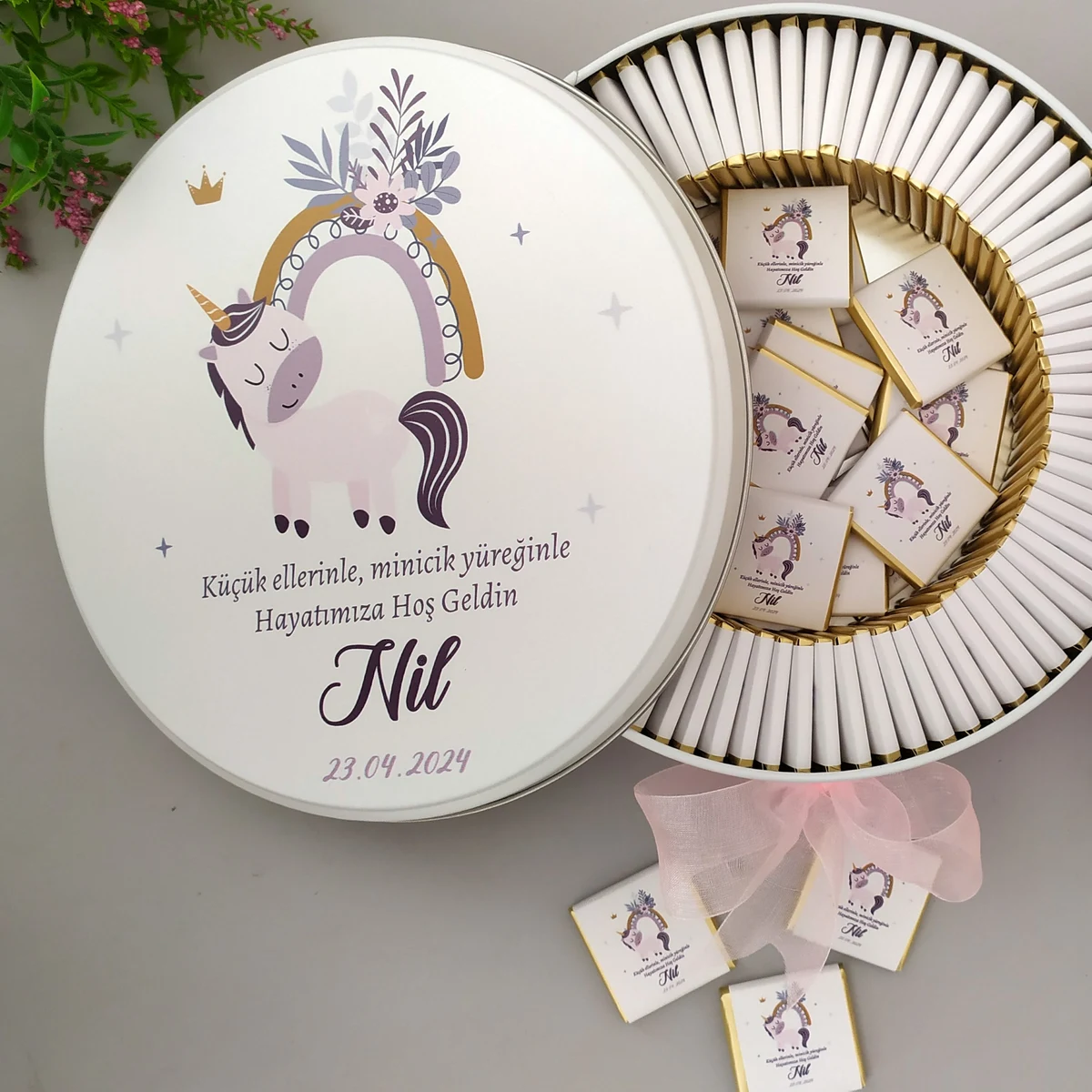 Unicorn Tema Bebek Çikolatası