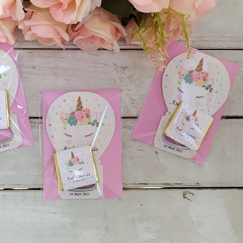 Unicorn Tek Paket de Açacak Magnet ve Cikolata