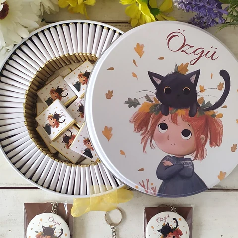 Kedi Tema Bebek Çikolatası