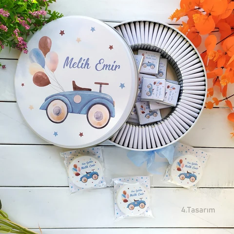 Yeni Sezon Araba Temalı 100 Bebek Çikolatası 25 Açacak Magnet