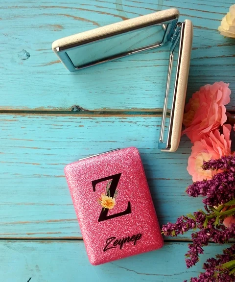 Pembe İsim Baskılı Ayna