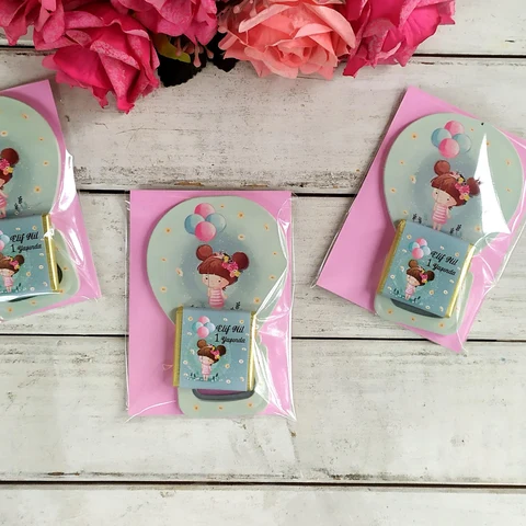 Kız Bebek Tek Paket de Magnet + Çikolata