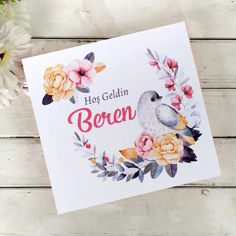 Karton Kutu Yeni Bebek Çikolatası