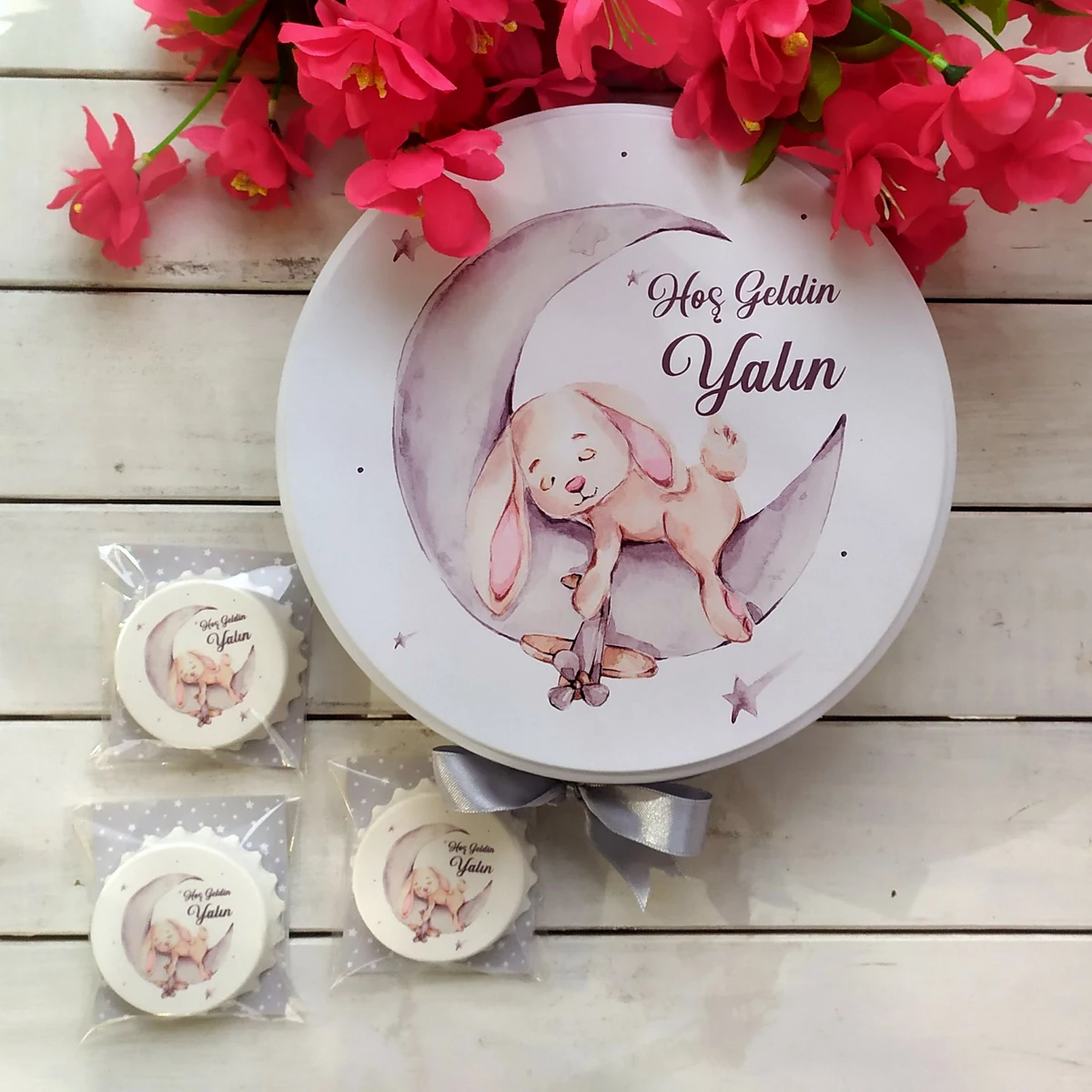 Uyuyan Tavşan Konsept 50 Çikolata 25 Yuvarlak Magnet